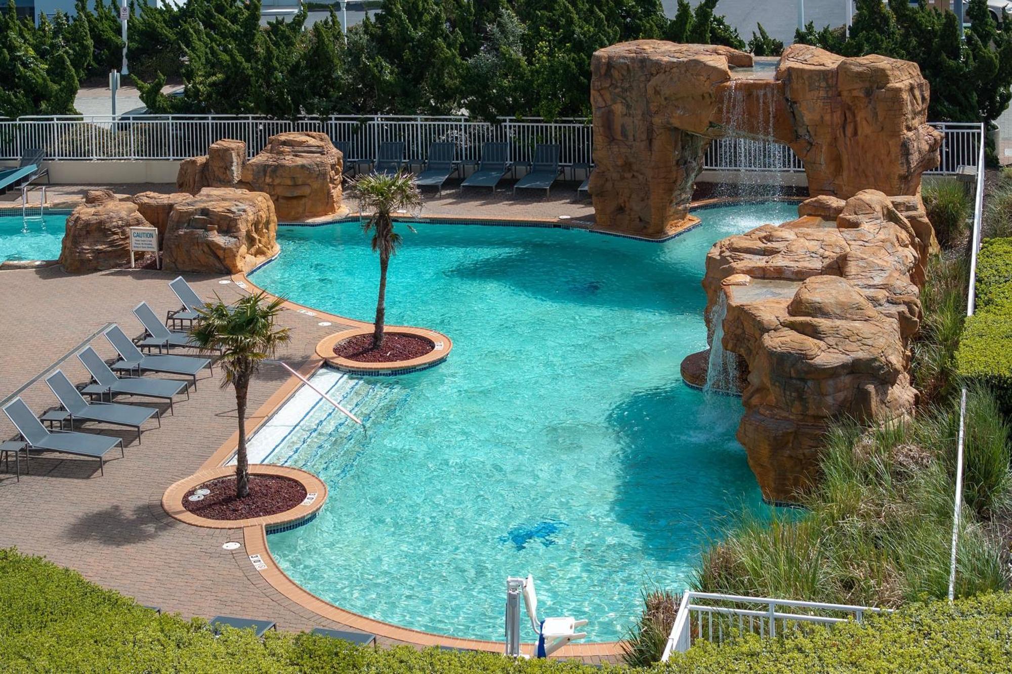 Courtyard Virginia Beach Oceanfront / North 37Th Street Hotel Exterior foto