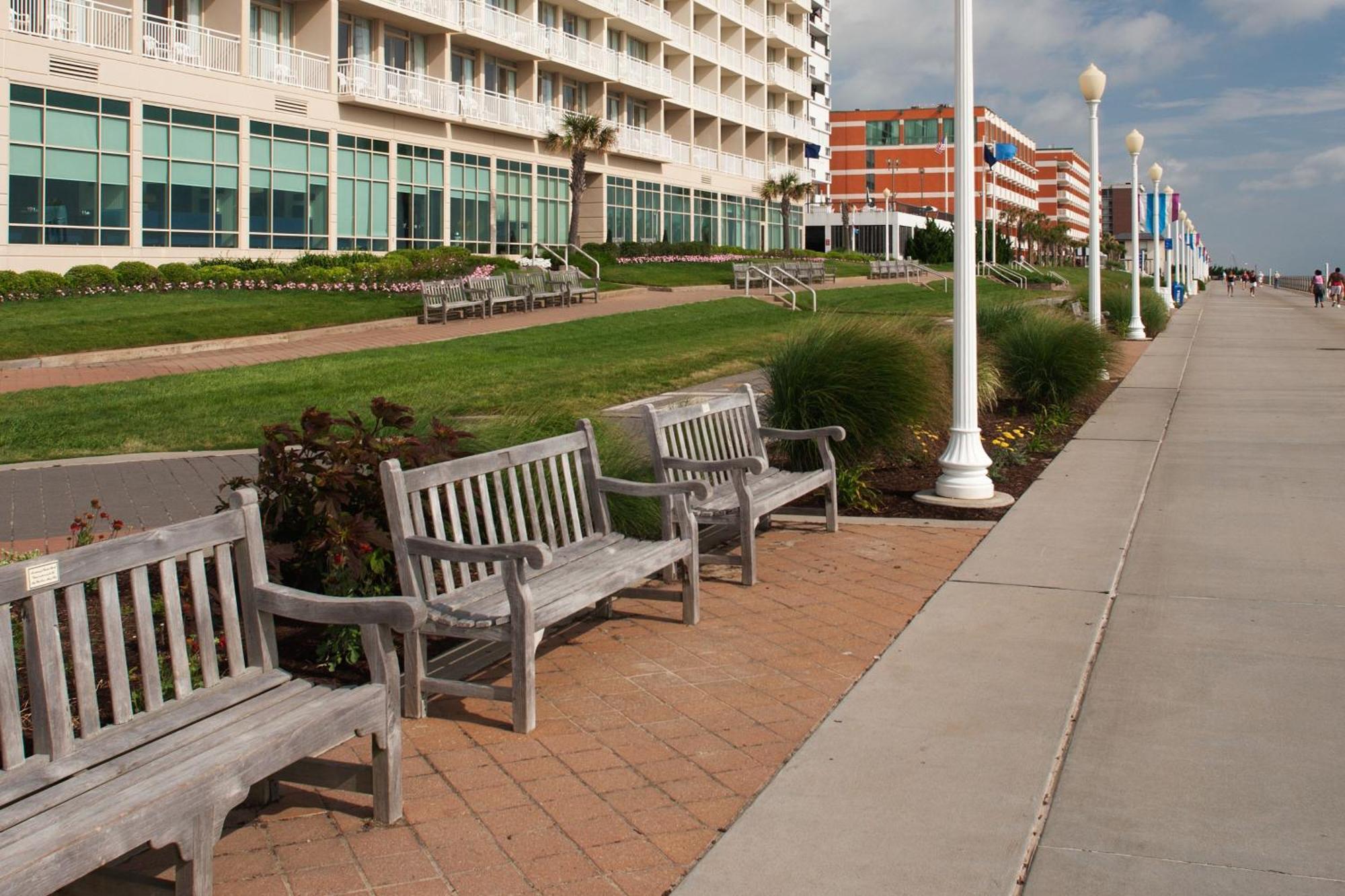 Courtyard Virginia Beach Oceanfront / North 37Th Street Hotel Exterior foto