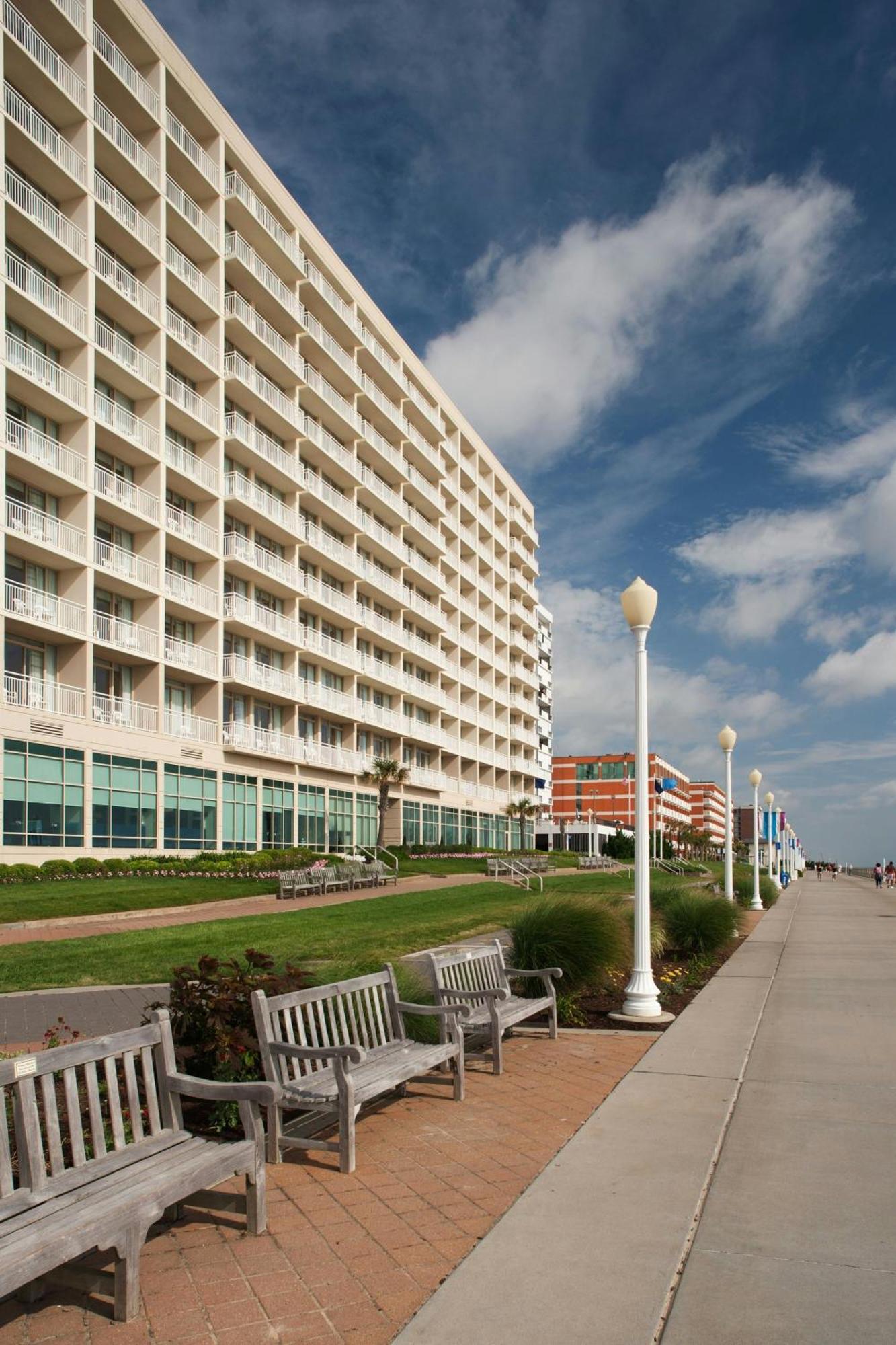 Courtyard Virginia Beach Oceanfront / North 37Th Street Hotel Exterior foto